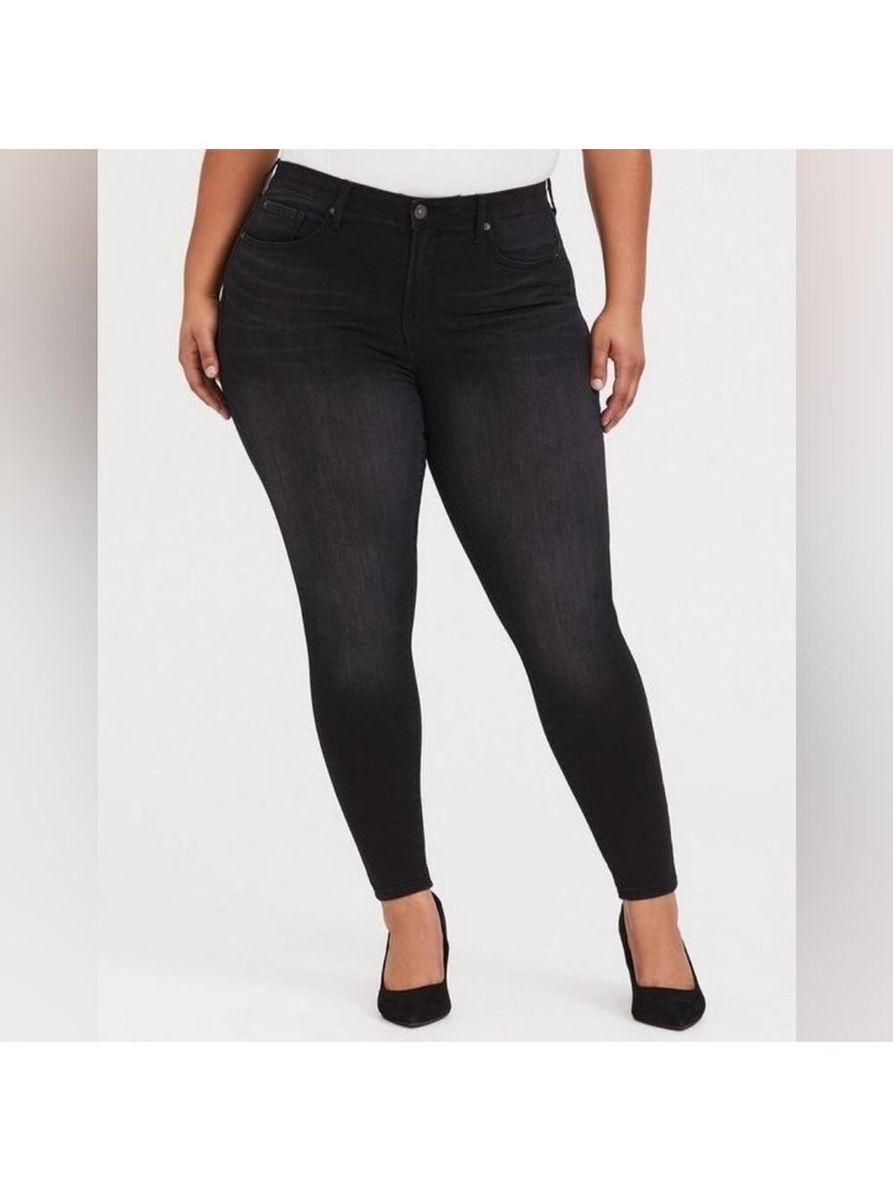 24R - Torrid | Sky High Skinny Jean - Premium Stretch Washed Black